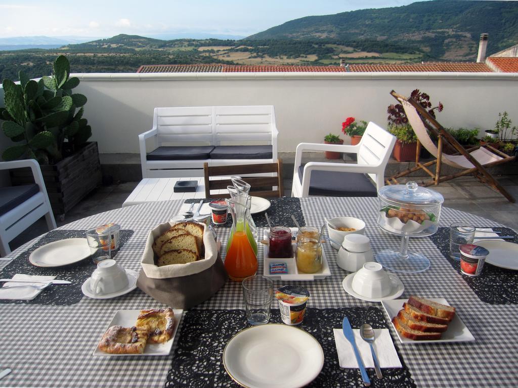 Brancadoria B&B Monteleone Rocca Doria Buitenkant foto